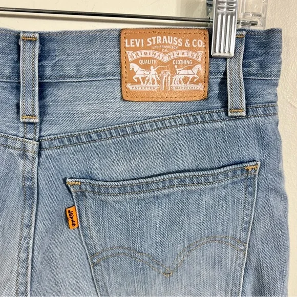 LEVI’S White Label Orange Tab Light Wash Jean Shorts Rolled Cuff Womens 25 In - Picture 4 of 6